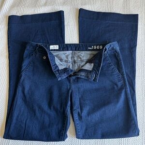 Women's Blue Jeans 32/14 T modern trouser Gap 1969